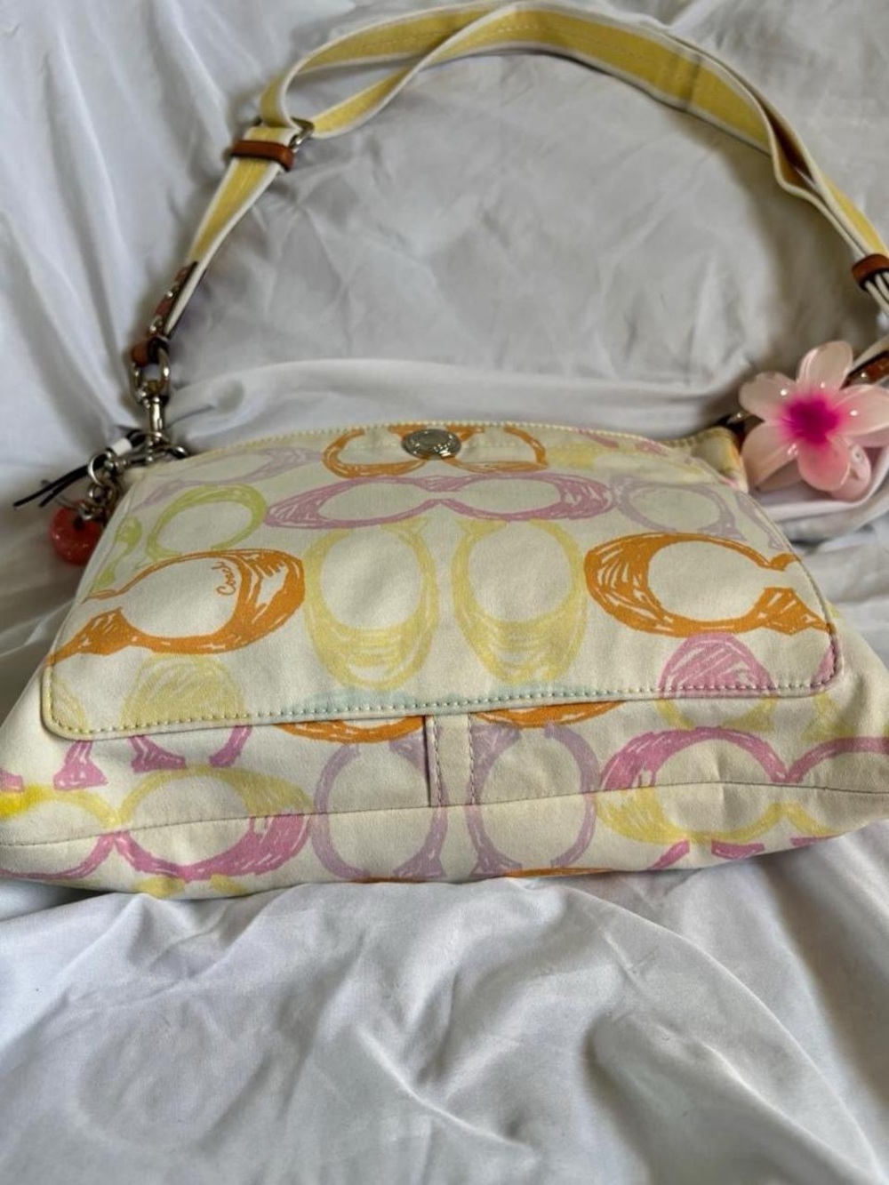 Vintage Coach signature scribble multicolour purse - Picture 3 of 7